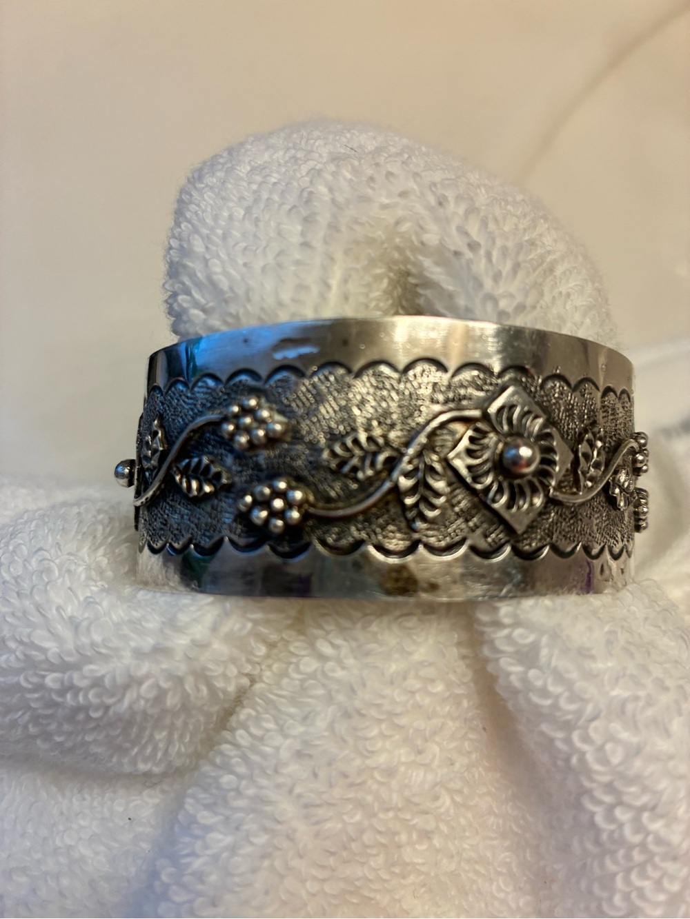 Antique Silver Floral Vine Cuff Bracelet